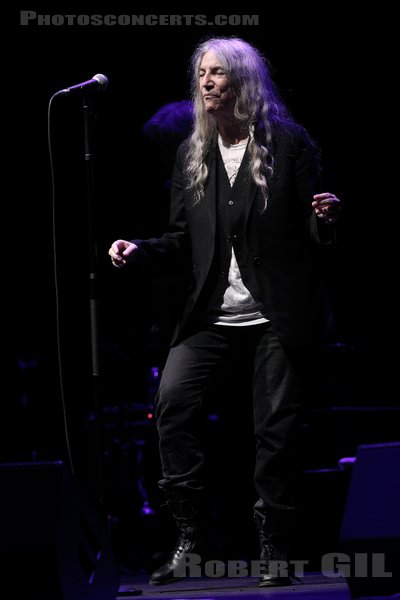 PATTI SMITH - 2021-10-08 - PARIS - Grand Rex - 